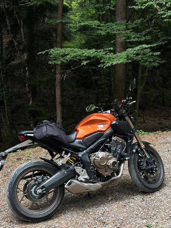 Мотоцикл Honda 2021 года 2