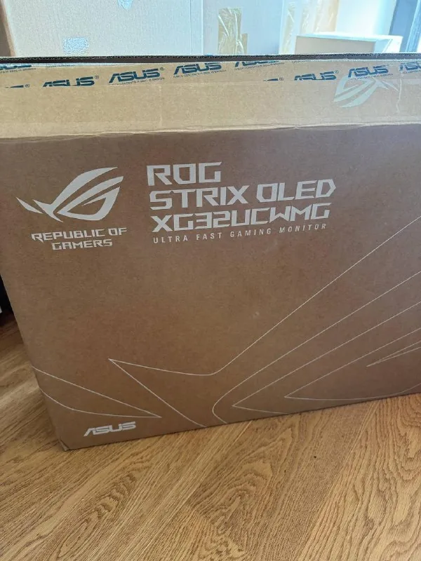 Монитор ASUS ROG Strix OLED XG32UCWMG
