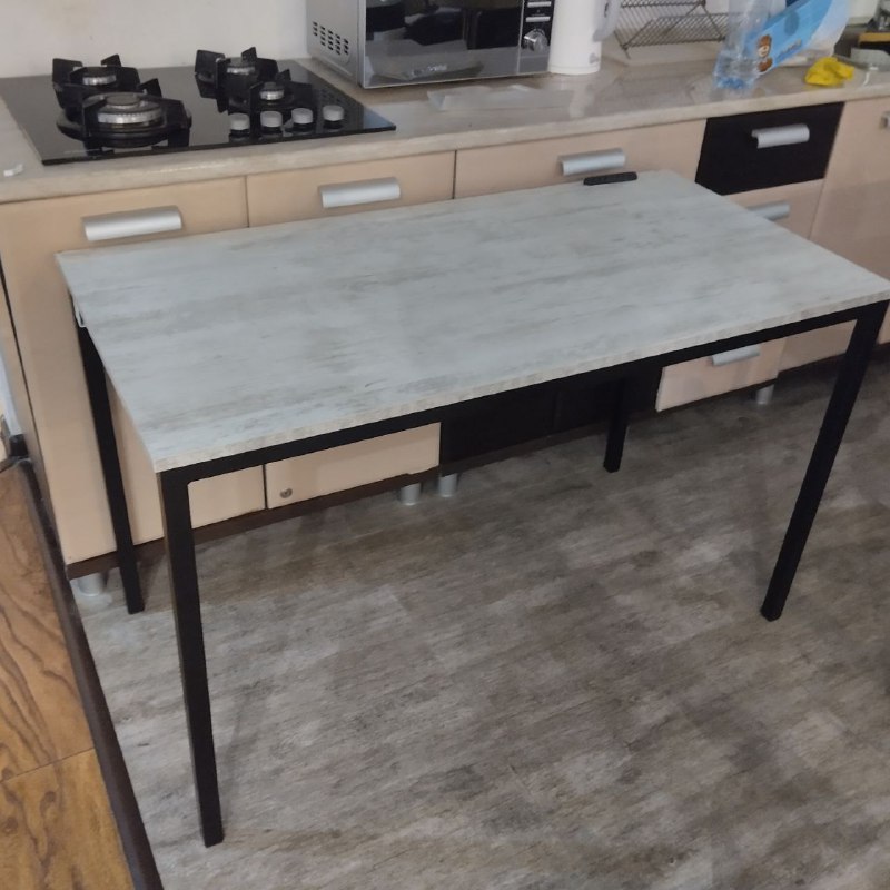 Стол компьютерный 120х60х75 2