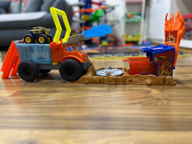 Хот Вилс пожарная станция со своими машинами 2