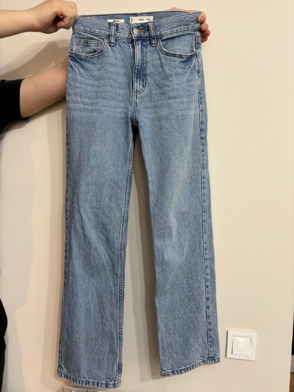 Платье Zara, блузка Koton, футболки, джинсы, ремень Shein, кеды Converse, рубашка, пиджак 5