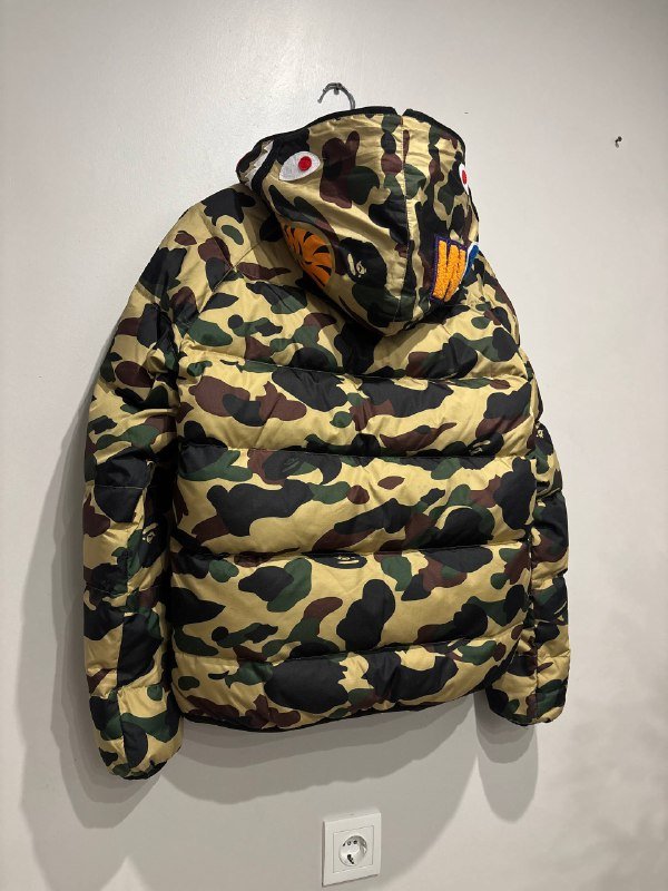 Bape camo puffer jacket size M 2