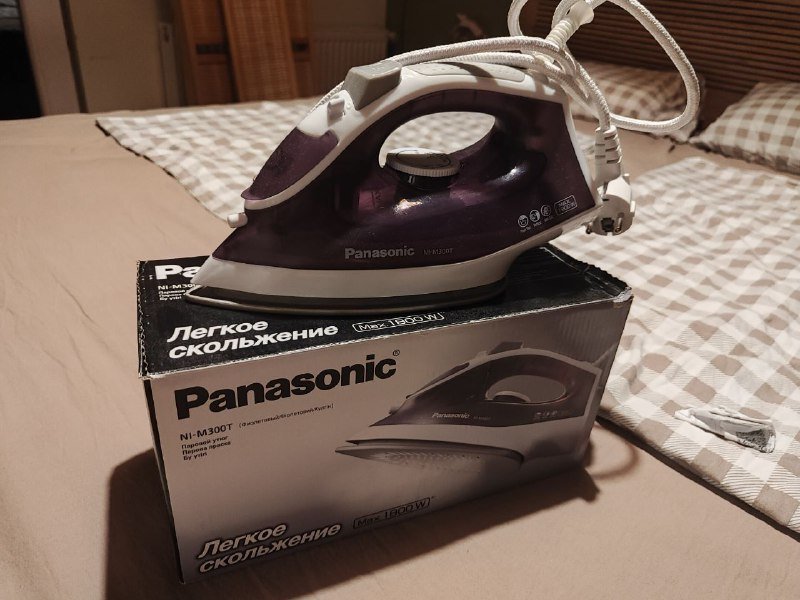 Новый утюг Panasonic мощность 1800w