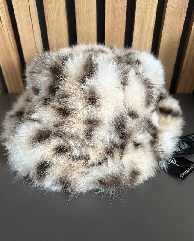 Теплая панама Stradivarius