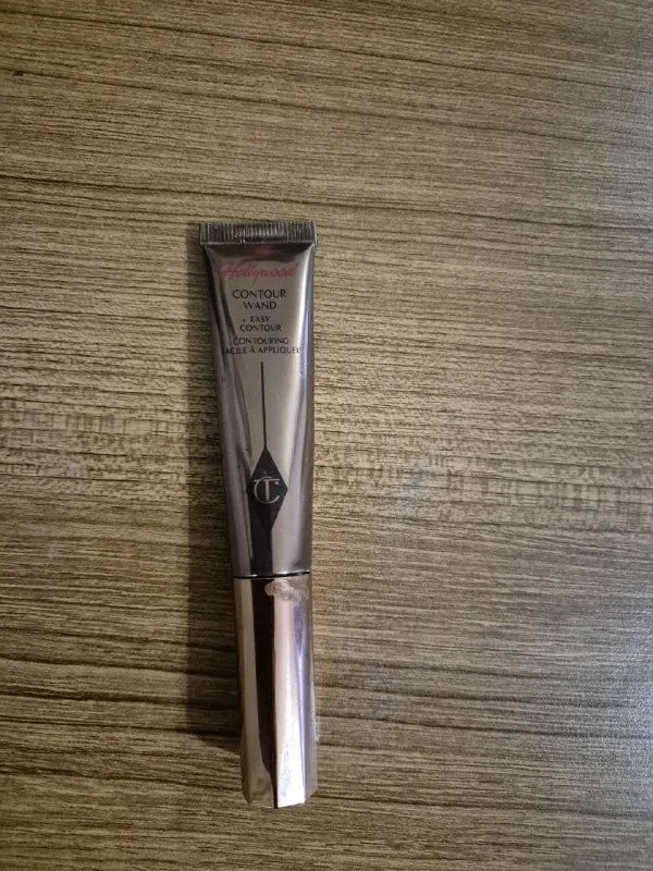 Контуринг Charlotte Tilbury Hollywood Contour Wand 1