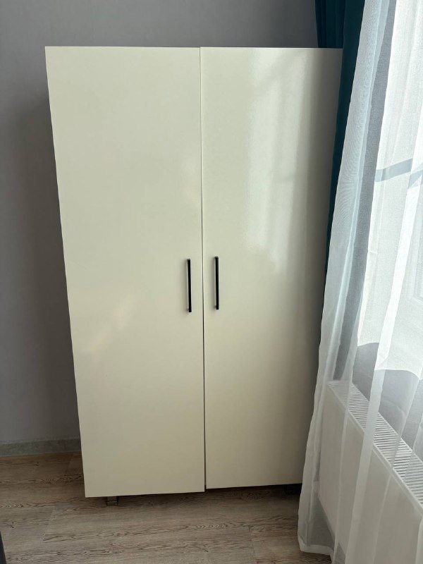 2 шкафа, кофейный столик 2