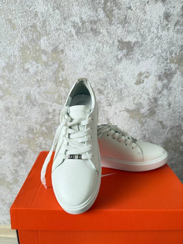 Кожаные базовые кеды Fidelitti размер 37