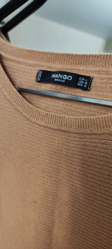 Свитер MANGO свободный с разрезом сзади 2