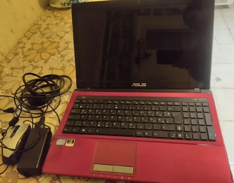 ASUS ноутбук