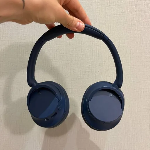 наушники Sony CH720N, чехол
