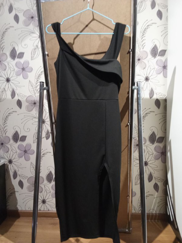 кеды Lacoste, Carlo Pazolini, ботинки Luis Vuitton, рюкзак, кеды Hummel, Veja, обувь, платья 8