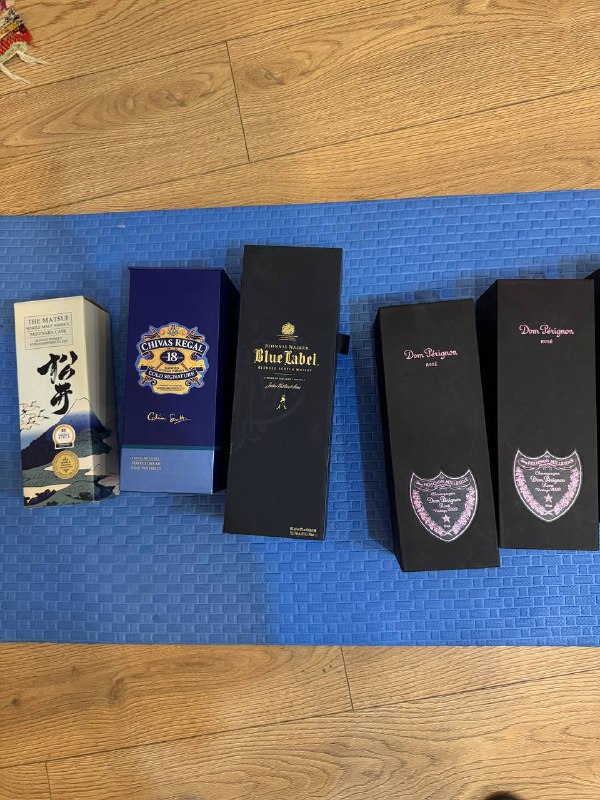 Коробки от элитного алкоголя Dom Perignon, Martell, Chivas, Glenfiddich и др. 2