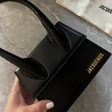 Jacquemus medium size bag 1