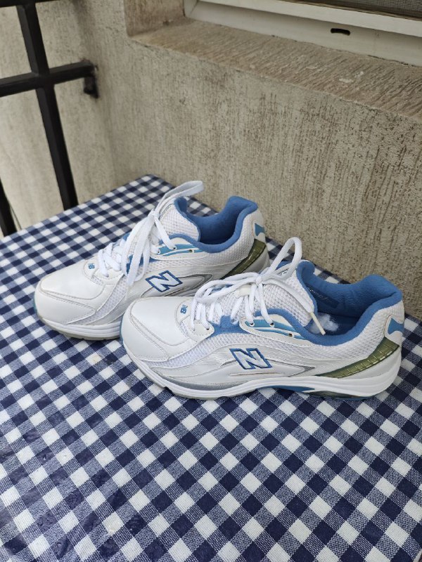 Оригинальные кроссовки New Balance WW846WB унисекс 2