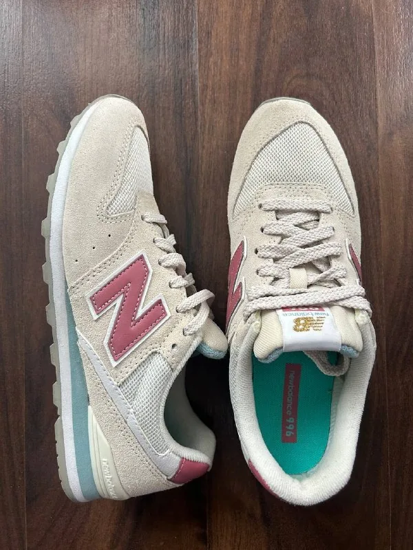 Женские кроссовки New Balance WL996WE 1