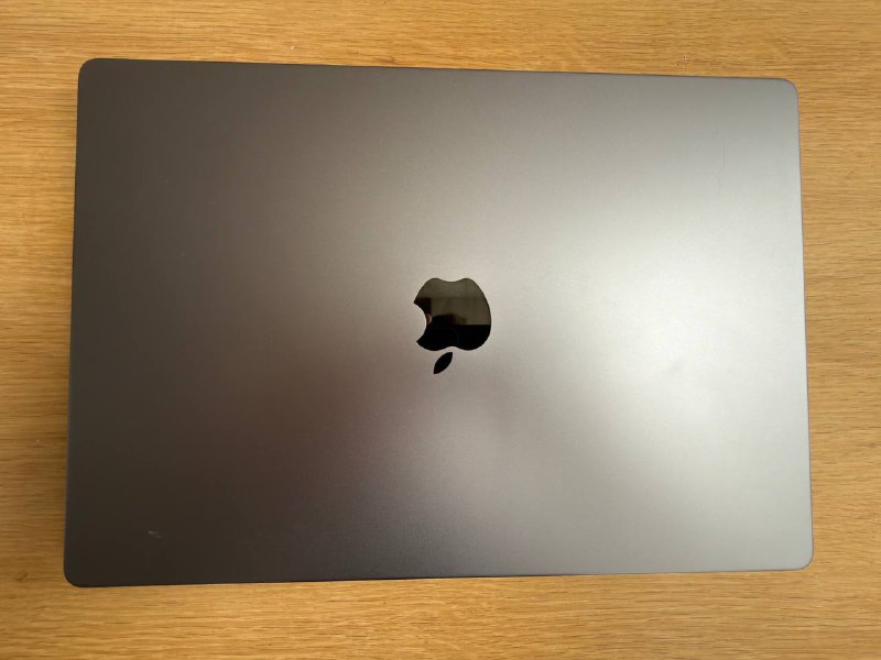 Macbook Pro 16 M1 pro 16GB RAM 512GB SSD 2