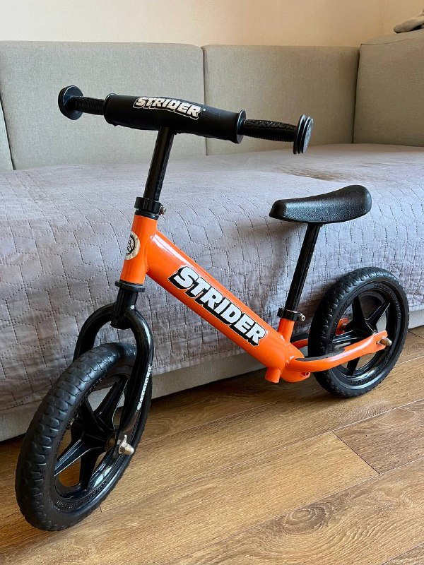 Strider 12 Sport беговел для малышей 1