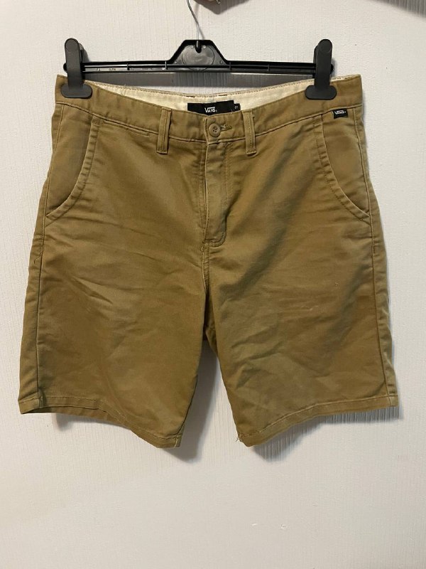 шорты Vans, брюки 32-34, брюки H&M 33, рубашка H&M M