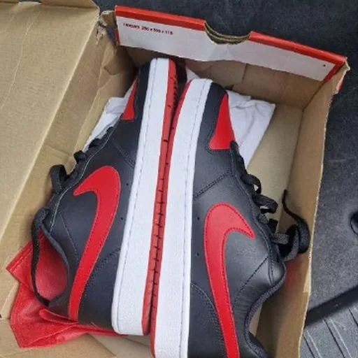 Nike кроссовки