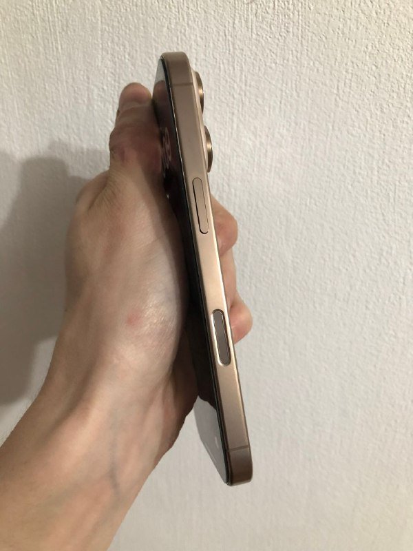 Айфон 16 про Макс 256 ГБ 2