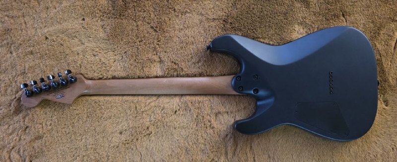 Электрогитара Charvel Pro-Mod Plus SanDimas HT EB SE с кейсом и проводом 2