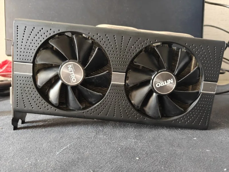 Видеокарта Sapphire Nitro+ Radeon RX 580 8 GB 1