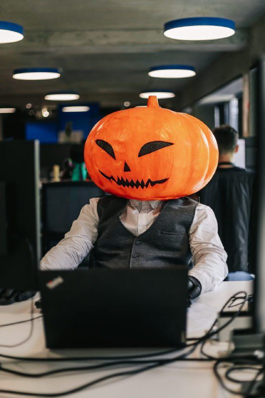 Тыква на Хэллоуин из гипса