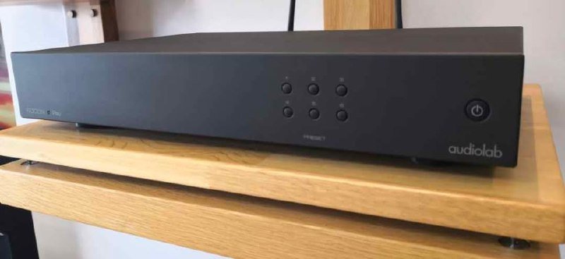 Hi-Fi система DALI Oberon 1, SUB C-8 D, Rotel A12 MkII, Audiolab 6000N 3