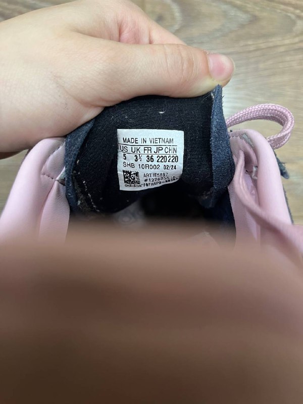 Обувь SPEZIAL, розовый топ, белый топ, ремни 2