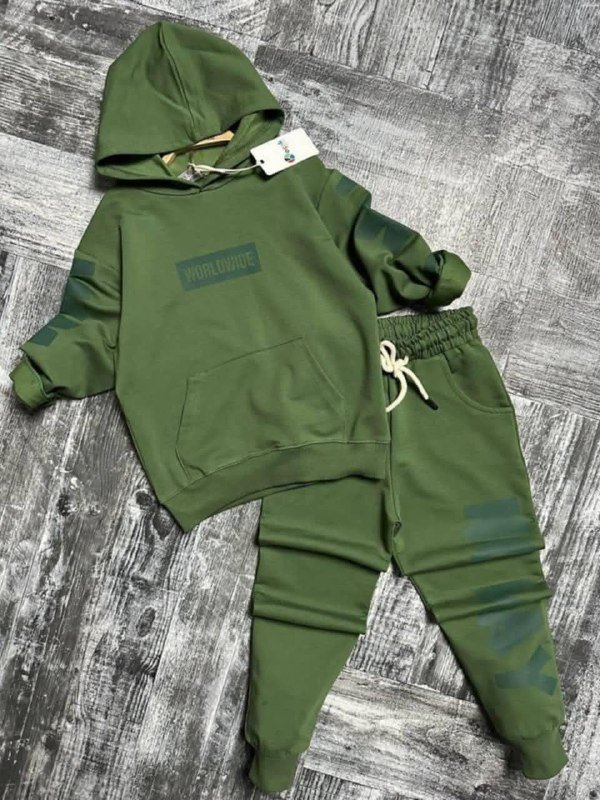 Детские спортивные костюмы разного цвета 2