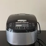 Мультиварка Midea 1