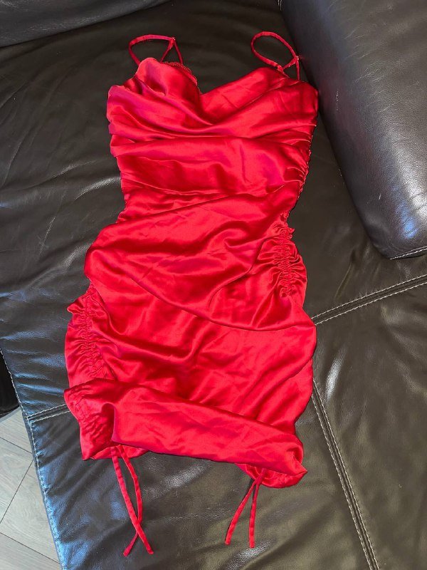 Платье красное от Oh Polly размер xs/s 4