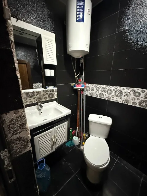 Квартира с 2 спальнями в Батуми 1