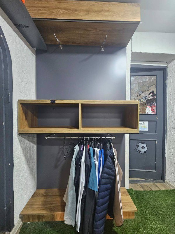 Стеллажи для обуви и одежды торговое оборудование 4