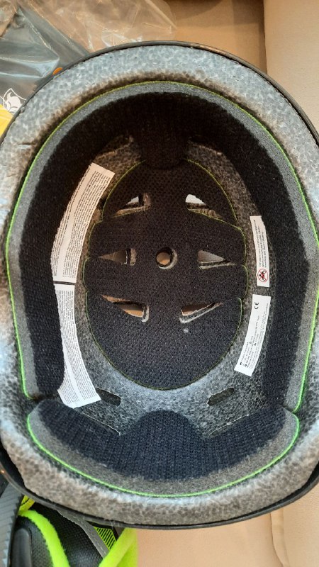 Ролики 38-41, шлем М, защита М, сумка 4