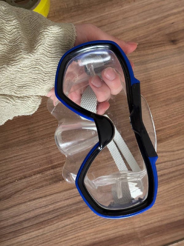 чайный набор, банки для кухни, скотч, лампа со штативом, маска для плавания 6