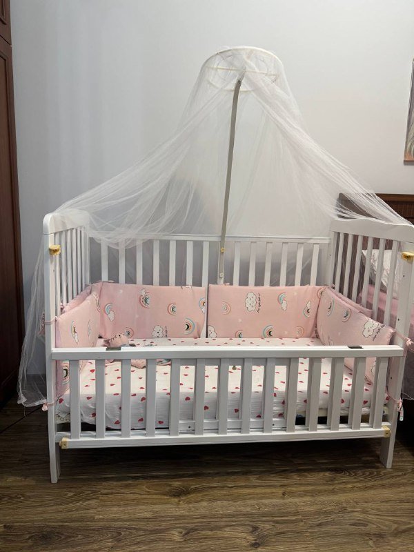 Кроватка с балдахином, матрац, бортики, простынка 2