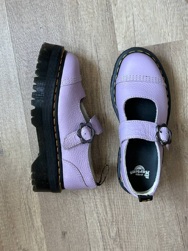 Женские туфли Dr. Martens Addina Flower Buckle кожа 2