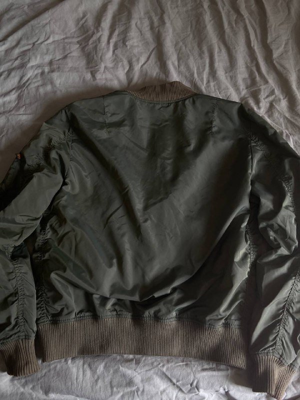 Бомбер Alpha Industries размер L