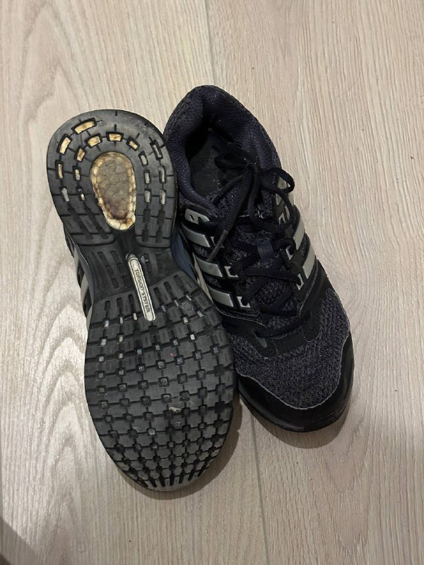 Кроссовки Adidas 3