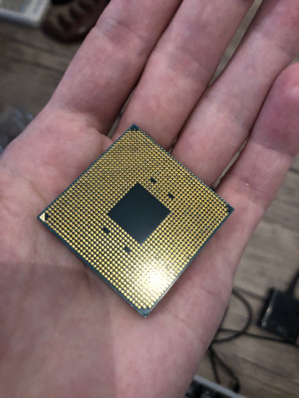 процессор Ryzen 5 2600, HDMI-VGA переходник