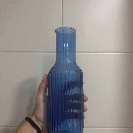 Стеклянная ваза
