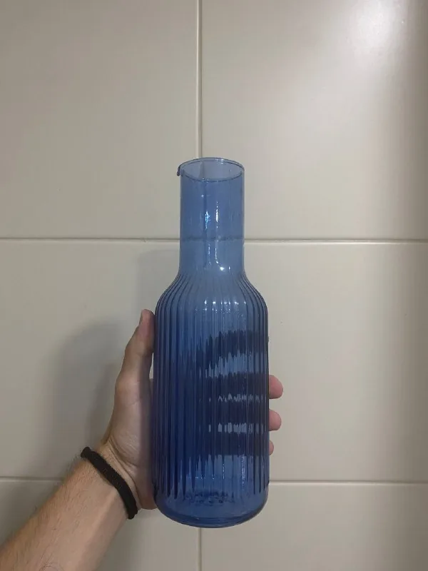 Стеклянная ваза