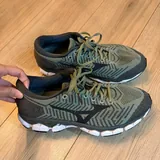 Adidas и Mizuno беговые кроссовки 5