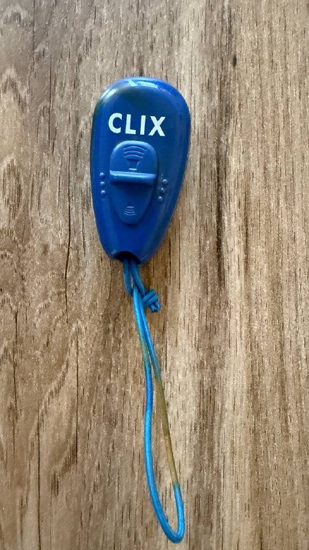 Кликер для обучения собак 2