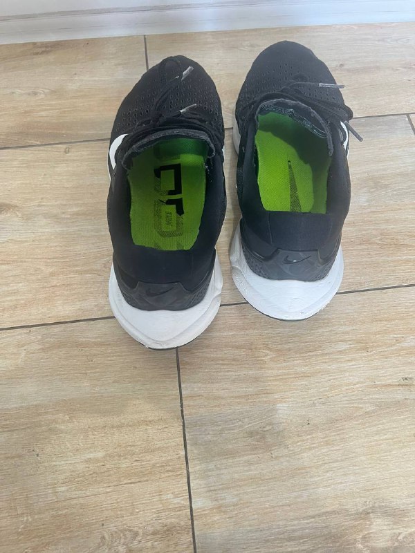 Кроссовки Nike Air Zoom Vomero 15 CU1855-001 2