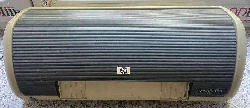 Принтер HP Deskjet 3745 1