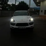 Porsche Cayenne GTS 4