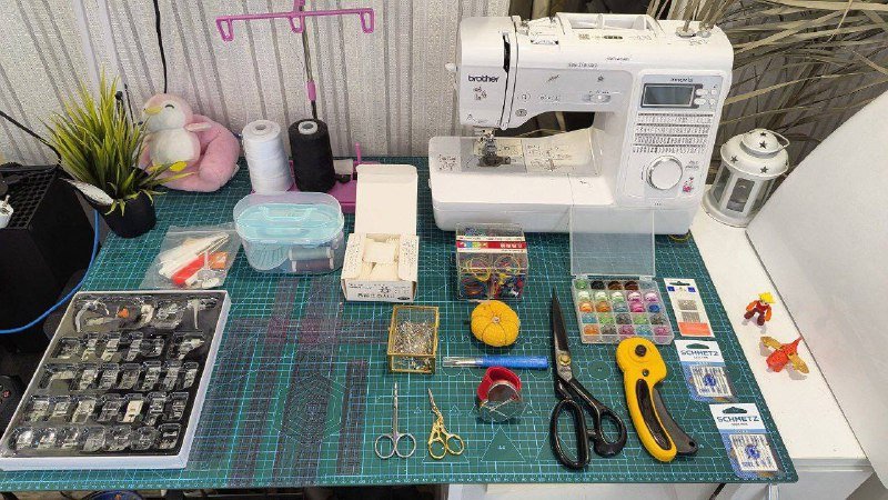 Швейная машинка BROTHER a80 с педалью и комплектом 2