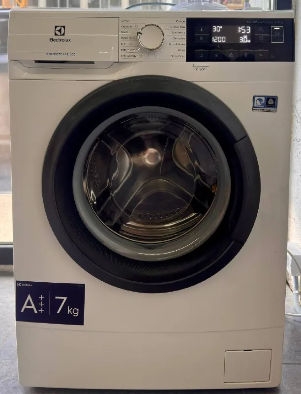 Стиральная машина Electrolux EW6S327S 1